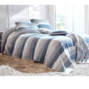 Becquet Jeté de canapé TREPORT - bleu indigo pas cher