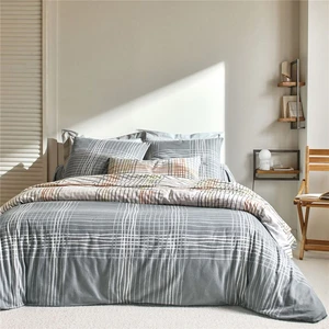 Becquet Housse de couette en flanelle rayures et carreaux grise DR. NOA pas cher