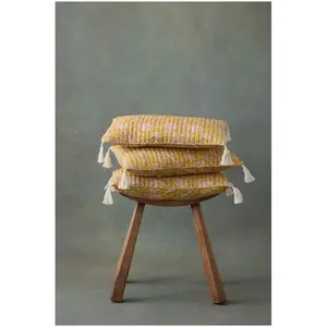 Louise Misha - Housse de coussin Janet Ocre 30x50Vendu parsmallable