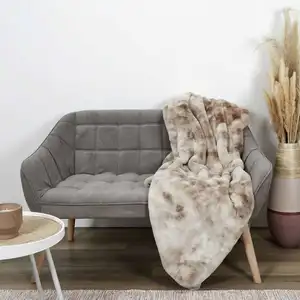Comparateur de prix : TOILINUX Plaid imitation fourrure opulence - 200x140cm - marron et beige