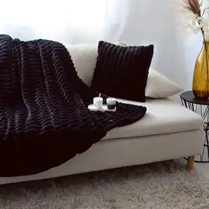 Comparateur de prix : ENJOY HOME Plaid effet fourrure côtelée et flanelle noir 150 x 125 cm
