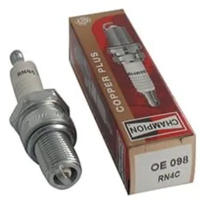 Bougie d'allumage champion rn4c pour Moteur de tondeuse Tecumseh pas cher