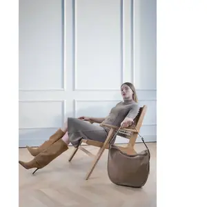 Abaco Studio - Sac porte épaule en Velours de Cuir Moss Taupe - 39x33x6 cm OS pas cher