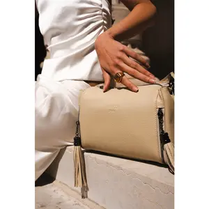 Abaco Studio - Sac à main en Cuir smoo beige - 26 x19x 9 cm OS pas cher