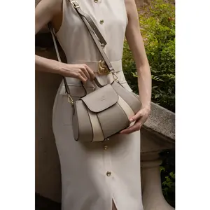 Abaco Studio - Sac à main en Cuir Lara Taupe Clair/Blanc Cassé - 20x28x8 cm OS pas cher