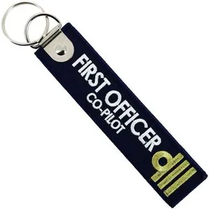 Comparateur de prix : Porte clé Clj Charles Le Jeune  Porte-clés Copilote - First Officer Co-Pilot