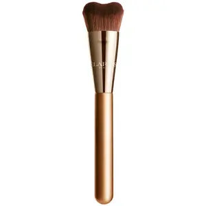 Clarins Pinceau Fond de Teint inspiré du Gua Sha pas cher