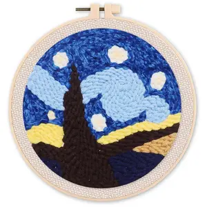 Comparateur de prix : Figured'Art Punch Needle Kit Complet pour Adultes et Enfants - Belle Nuit Étoilée - Parfait pour Débutant. Set prêt à broder taille 20x20cm avec cadre circulaire