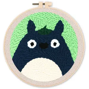 Comparateur de prix : Figured'Art Punch Needle Kit Complet pour Adultes et Enfants - Tête de Chinchilla - Parfait pour Débutant. Set prêt à broder taille 20x20cm avec cadre circulaire