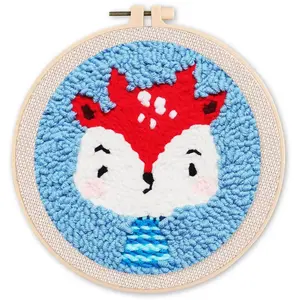 Comparateur de prix : Figured'Art Punch Needle Kit Complet pour Adultes et Enfants - Petit Renne - Parfait pour Débutant. Set prêt à broder taille 20x20cm avec cadre circulaire