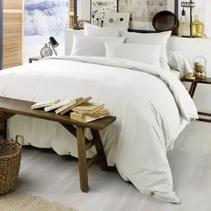 Housse de couette flanelle 100% coton 200 x 200 cm - L'EFFET PAPILLON - CANDICE - Boutons bois - Neige pas cher