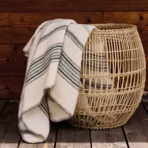 Comparateur de prix : Plaid Laine Et Mohair À Rayure Vert Sapin 180x240 Cm