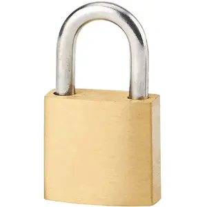 Cadenas Master Lock 40mm Laitonné à Longues Anses Pour Extérieur