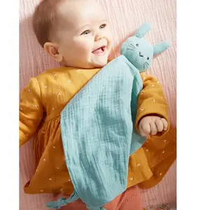Vertbaudet Doudou personnalisable en gaze de coton + hochet rond vert pas cher