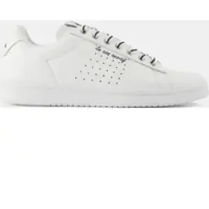 Le Coq Sportif Court Premium - 41 pas cher