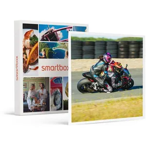 Smartbox Coffret Cadeau - Baptême passager en moto : 3 tours à l'arrière d'un pilote professionnel sur le circuit du Val de Vienne- Sport & Aventure pas cher