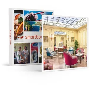 Comparateur de prix : Coffret Cadeau - Séjour de 2 jours en hôtel 4* à Paris avec soirée cab...