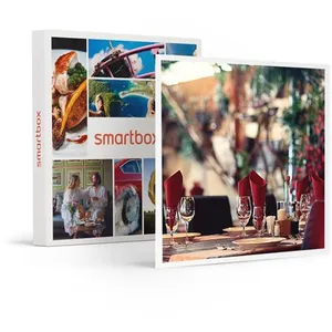 SMARTBOX - Coffret Cadeau Dîner 3 mets pour 2 gourmets en France-Gastronomie