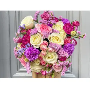 Smartbox - Coffret Cadeau Livraison mensuelle d'un bouquet de fleurs à... pas cher