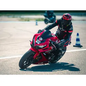 Smartbox - Coffret Cadeau Stage de pilotage à moto : demie-journée de ...
