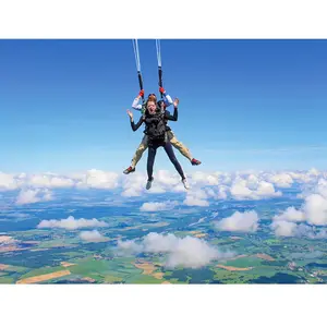 Smartbox Saut en parachute à 4000 mètres au sud de Paris pas cher