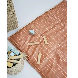 Comparateur de prix : Nattiot Tapis de jeu carré Nepo Terracotta (100 x 100 cm)