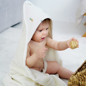 Comparateur de prix : Cape de bain bébé Ananas