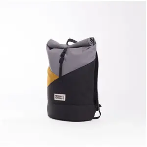MeroMero - Wanaka pocket - Sac à dos urbain Stone Grey / Chaï Tea / Da... pas cher