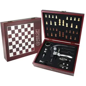 Sens Original Coffret 8 outils du vin + jeu échec pas cher