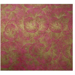 Papier Lokta 50 x 70 cm 150 g/m² Fleurs dorées sur Fushia