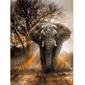 Comparateur de prix : Diamond Painting - Figured’Art - Eléphant dans la Savane - 40x50cm - Kit Complet - Diamants Carrés