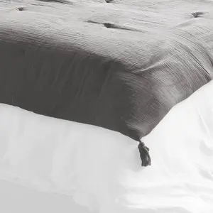 L'EFFET PAPILLON Bout de lit édredon Gaze de Coton 90 x 200 cm GAIA coloris GranitVendu parcarrefour