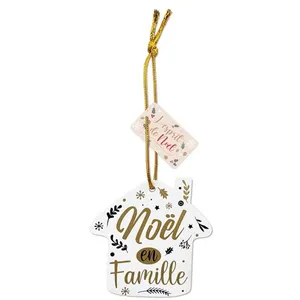 Comparateur de prix : Non communiqué ENESCO Décoration de sapin en bois - Maison Noël en famille - Hauteur 8 cm - Largeur 8 cm - Profondeur 0.2 cm