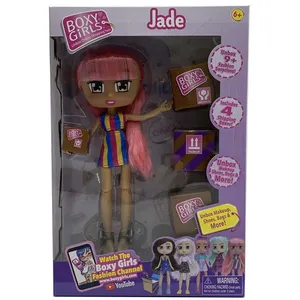 Poupée Boxy Girls Saison 3 Jade avec 4 colis shopping pas cher