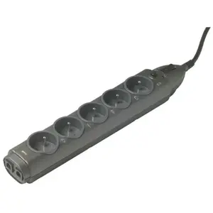 Parasurtenseur s5 lan x5 prises fr + rj11/45 + Infosec 61271 pas cher