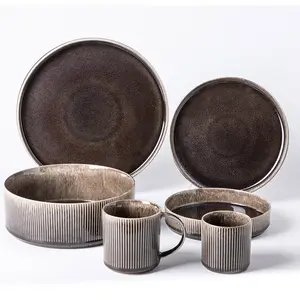 Laguiole - Service de table Capuccino marron - 18 pièces T.U pas cher