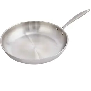 Laguiole - Poêle triplex induction argentée - 4.5L OS pas cher