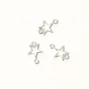 Perles Corner Connecteurs Étoiles Argenté 925 - 6 pcsVendu parscrapmalin