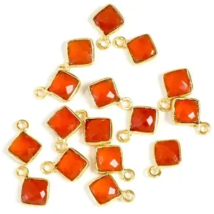Perles Corner Pendentif Serti Carré Onyx Rouge Doré à l'or fin 24K
