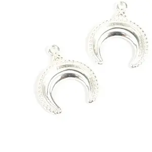 Perles Corner Pendentif Corne Argenté 925 - 2 pcsVendu parscrapmalin