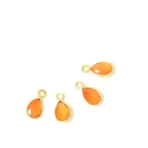 Perles Corner Pendentif Serti Goutte Cornaline Doré à l'or fin 24K