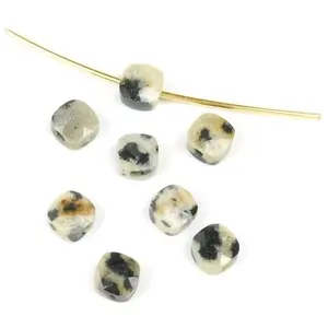 Perles Corner Perle Naturelle Carrée 4 mm Jaspe DalmatienVendu parscrapmalin