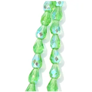 Perles de Bohème sur Fil - Goutte 10 x 7 mm Vert Transparent Irisé