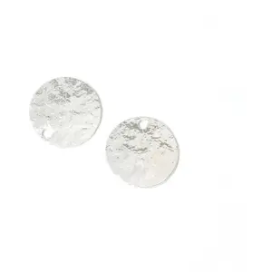 Perles Corner Pendentif Rond 10 mm Texture Granite Argenté 925 - 2 pcsVendu parscrapmalin