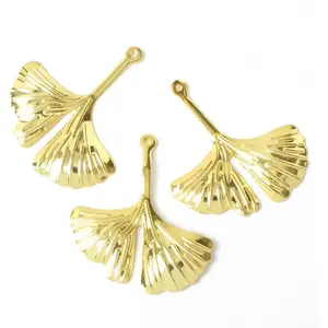 Perles Corner Pendentif Feuille de Ginkgo Doré à l'or fin 24K - 2 pcsVendu parscrapmalin