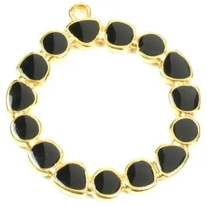 Perles Corner Pendentif Rond Émaillé Noir Doré à l'or fin 24KVendu parscrapmalin