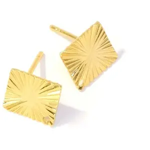 Perles Corner Clou d'oreille Losange ondulé Doré à l'or fin 24K - 2 pcsVendu parscrapmalin