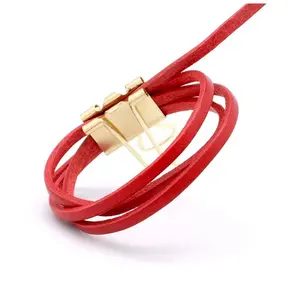 Perles Corner Lanière Cuir Plat 3 mm Rouge 50 cmVendu parscrapmalin