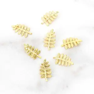 Perles Corner Pendentif Mini Branche Doré à l'or fin 24K - 2 pcsVendu parscrapmalin