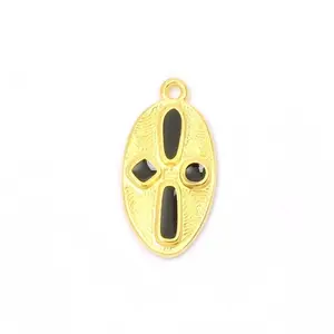 Perles Corner Pendentif Ovale Émaillé Noir Doré à l'or fin 24KVendu parscrapmalin